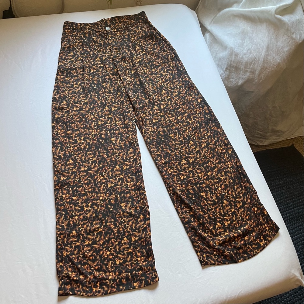 RESA Wide Leg Pants in Black and Brown